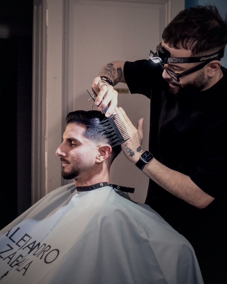 Corte con tijera y peine